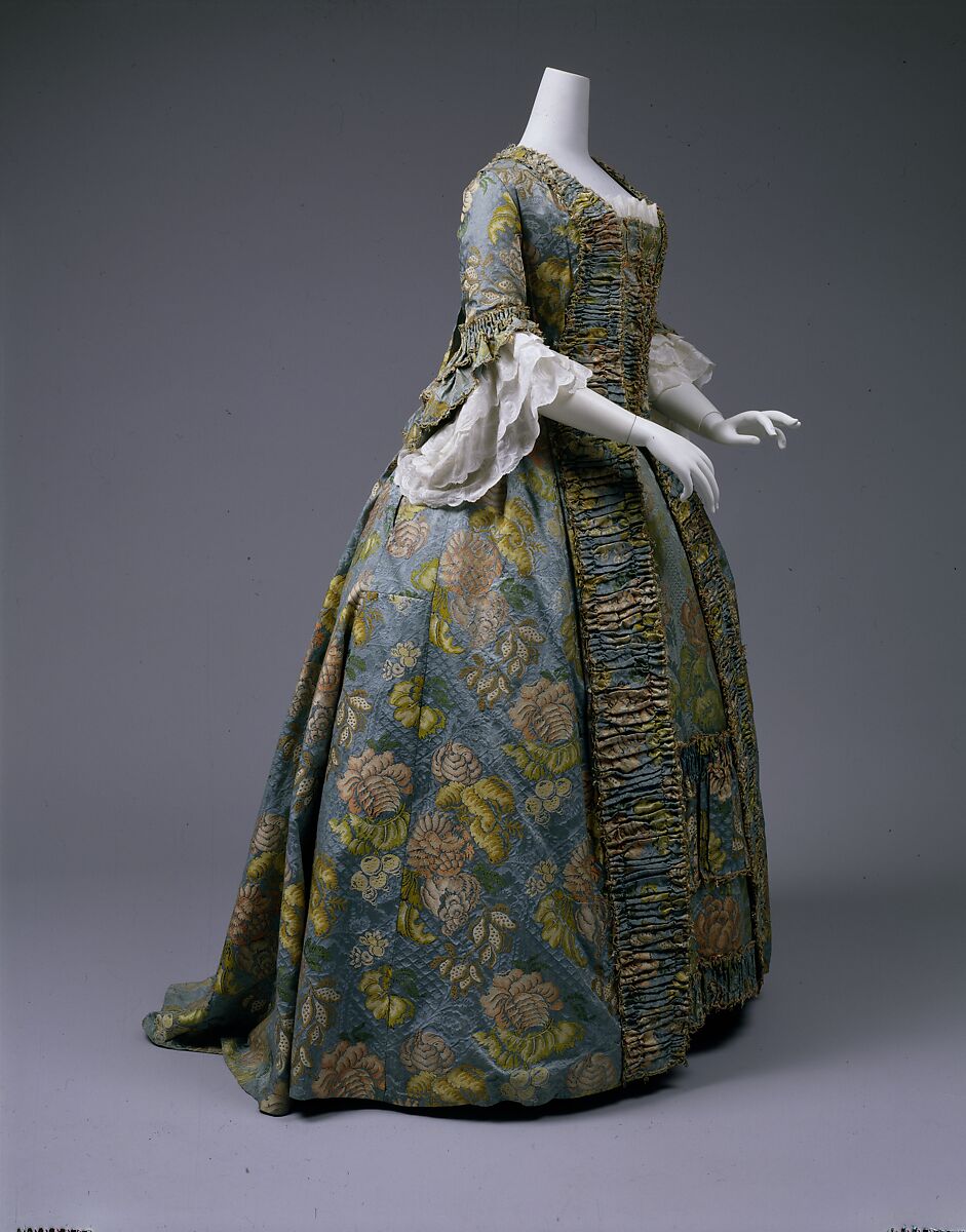 Robe à la française, ca. 1760–70, silk dress (The Met)